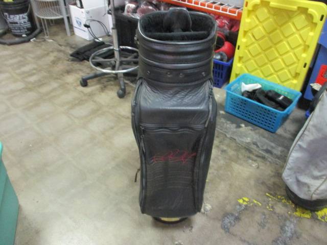 Load image into Gallery viewer, Used Belding Sports Estancia Leather Black Golf Bag
