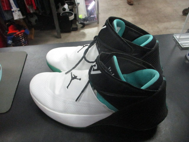 Load image into Gallery viewer, Used Nike Jordan Why Not Zero.1 Basketball Shoes Size 11

