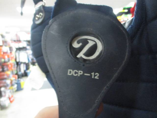 Load image into Gallery viewer, Used Diamond DCP-12 Catcher Chest Protector
