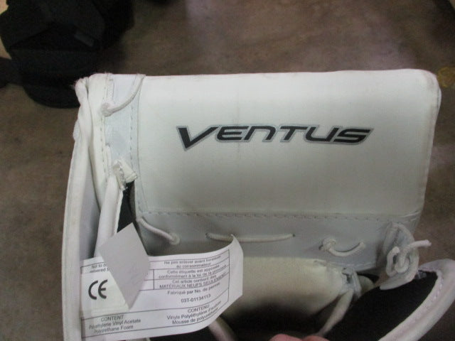 Load image into Gallery viewer, Used Vaughn Ventus SLR2 YT 26+2&quot; Hockey Goalie Shin Pads
