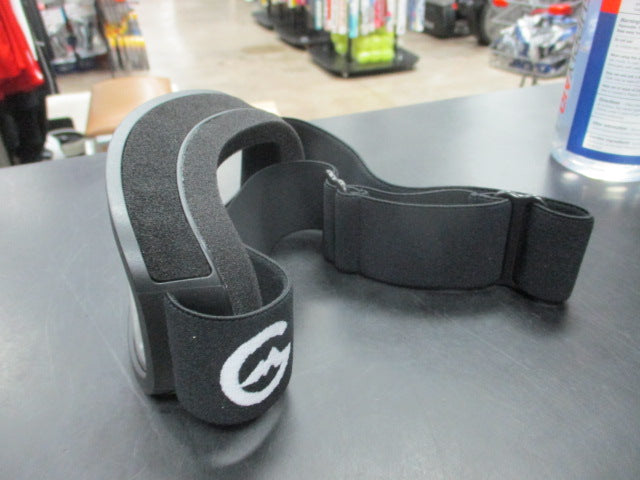 Load image into Gallery viewer, New Gordini Little G Anti-Fog Goggles - Black/Clear
