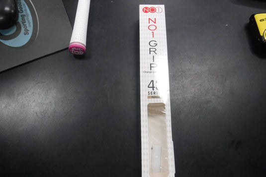WHITE NO1 GOLF GRIP SERIES 43