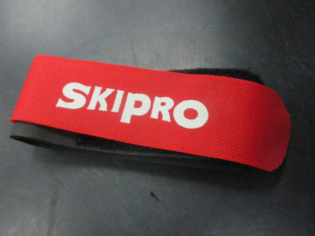 Load image into Gallery viewer, Used Ski Pro Ski Strap

