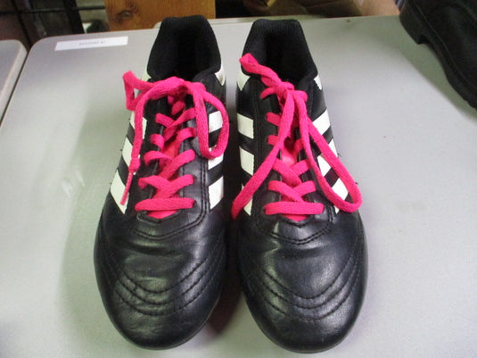 Used Adidas Soccer Cleats Size 3