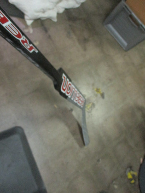 Load image into Gallery viewer, New Rebellion Elite Pattern 1 28&quot; Goalie Hockey Stick Right Hand Senior
