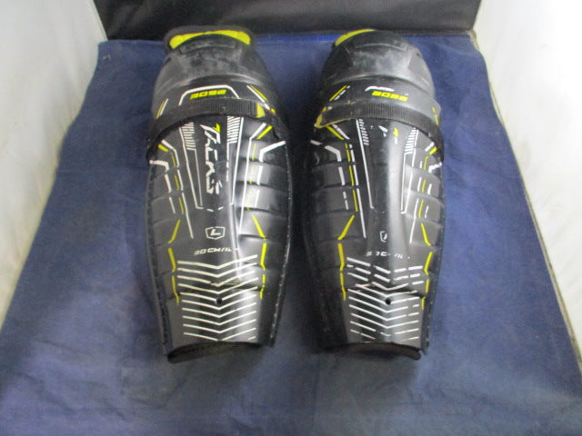 Load image into Gallery viewer, Used Tacks 3092 Shin Pads Size Large -12&quot;
