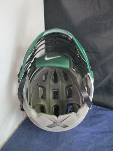 Used Cascade CPX Lacrosse Helmet w/ Nike Chinstrap