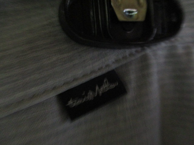 Load image into Gallery viewer, Travis Mathew Golf Shorts Size 40
