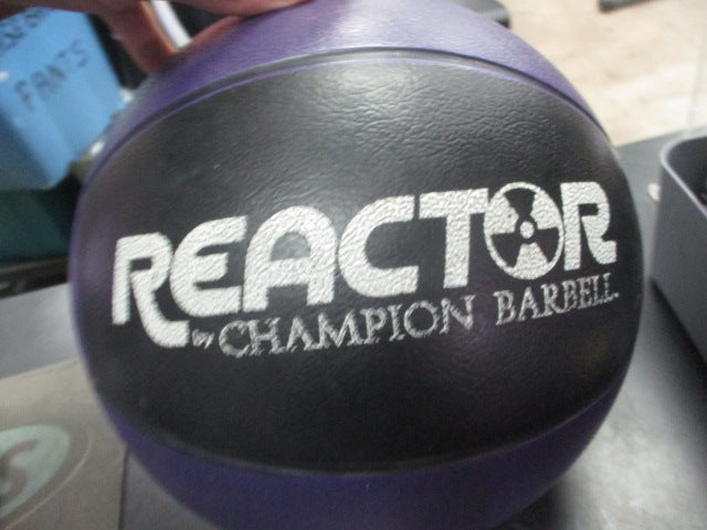 Load image into Gallery viewer, Used Champion Reactor 15.4 LB (7 KG) Medicine Ball
