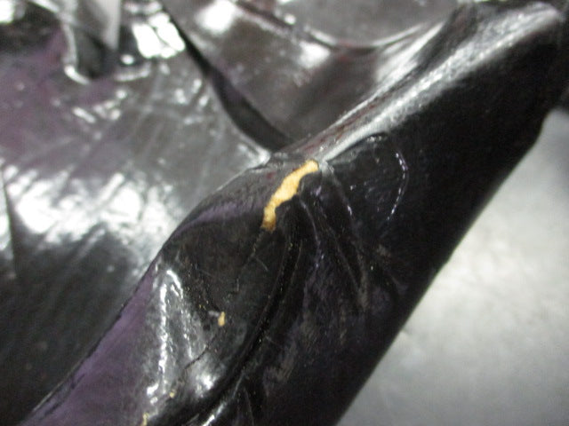 Load image into Gallery viewer, Used Goshin &amp; Judo Karate Sparring Gloves
