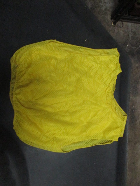 Used Yellow Youth Soccer Pinnie Set of 4