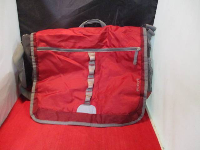 Load image into Gallery viewer, Used Embark Messenger Bag with Laptop Compartment
