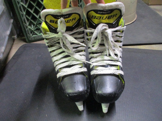 Used Bauer S37 Hockey Skates Size 4