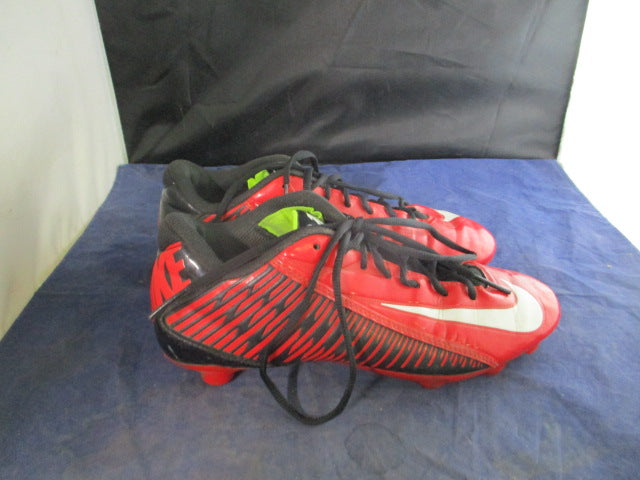 Load image into Gallery viewer, Used Nike Vapor V Strike Cleats Adult Size 8
