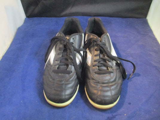 Used Diadora Turf Soccer Shoes Adult Size 6.5