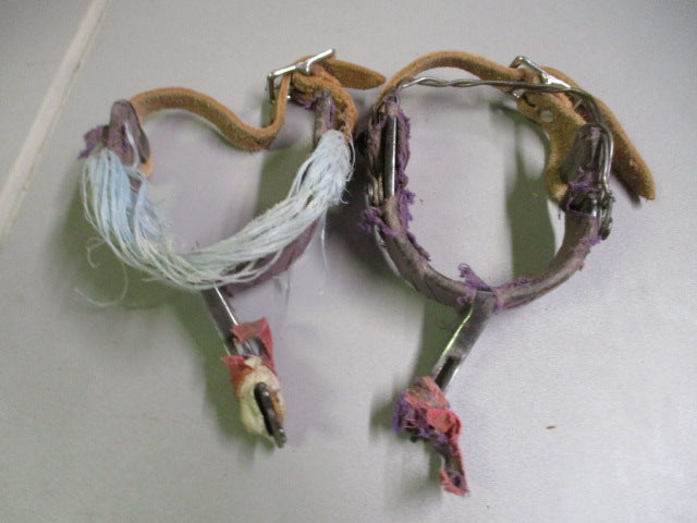 Load image into Gallery viewer, Used Bull Spurs With Straps
