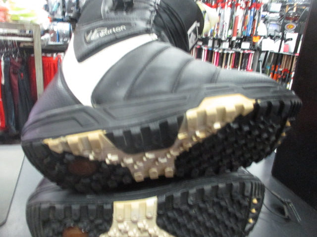Load image into Gallery viewer, Used Burton Mint Womens Snowboard Boots Size 7
