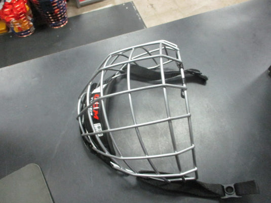 Used CCM FL40S Face Mask W/ Chin Strap