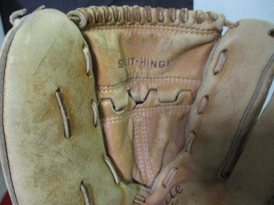 Used Vintage Wilson A2231 Luis Aparicio Leather Baseball Glove
