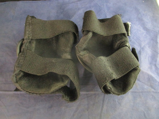 Used Wipeout Kids Knee Pads