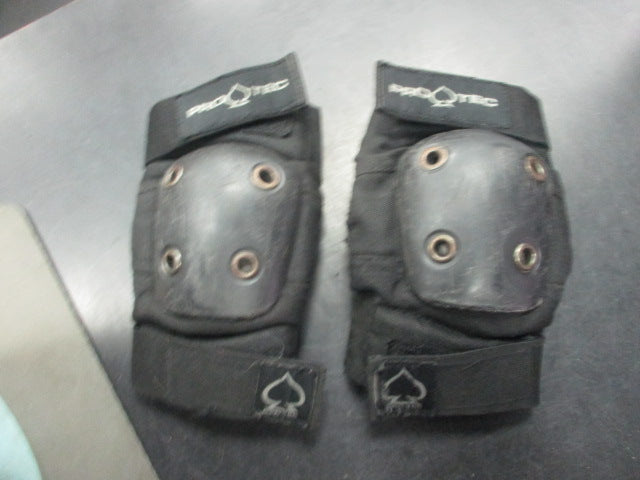 Load image into Gallery viewer, Used Pro Tec Skating Elbow Pads
