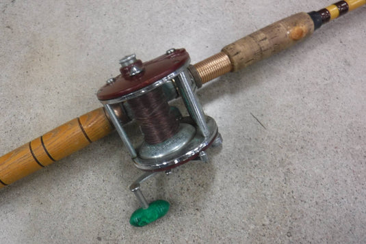 Used Eagle Claw 8'5" Pole With Penn Peer Reel