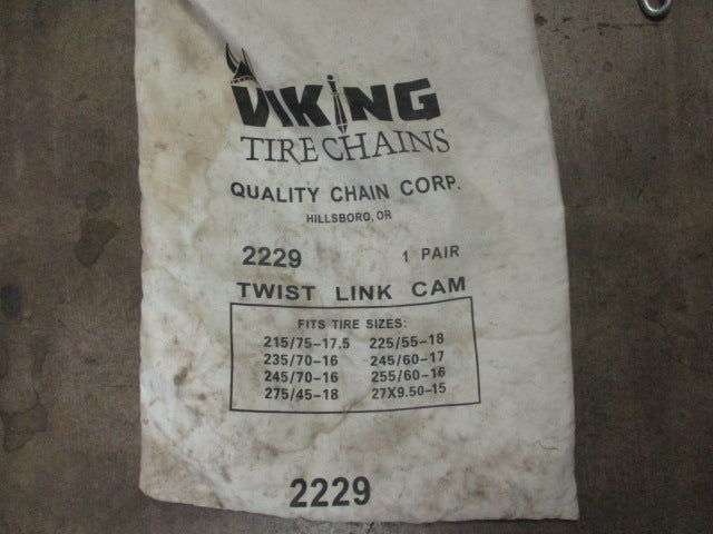 Load image into Gallery viewer, Used Viking Tire Chains Set of 2
