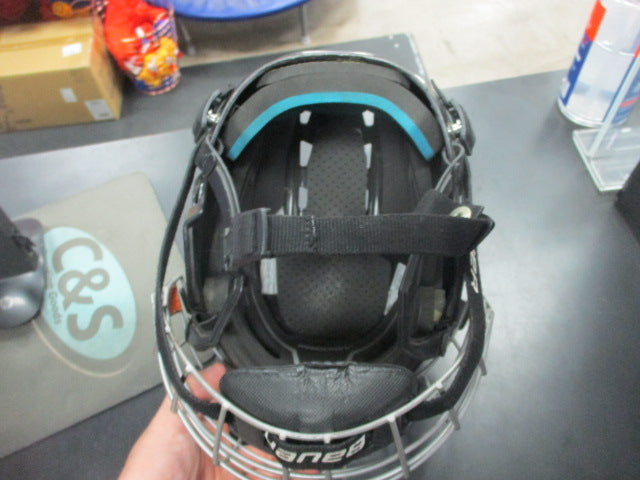 Load image into Gallery viewer, Used Bauer Prodigy Youth Hockey Helmet 6- 6 5/8
