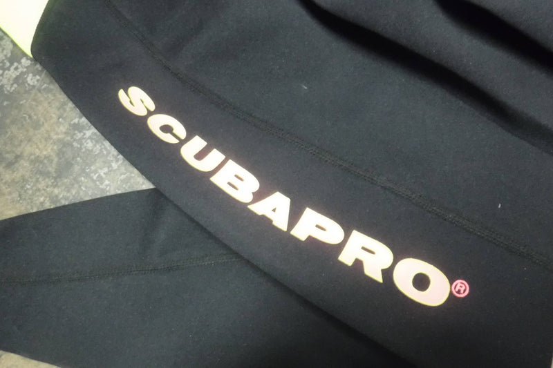 Load image into Gallery viewer, Used Scubapro Womens XS Full Wetsuit
