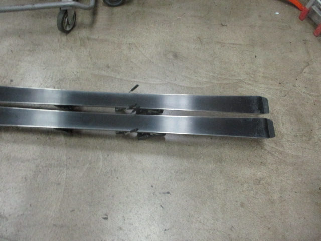 Load image into Gallery viewer, Used Olin Catalyst 160cm Downhill Skis
