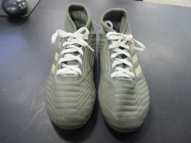 Load image into Gallery viewer, Used Adidas Predator Soccer Turf Shoes Size 13k
