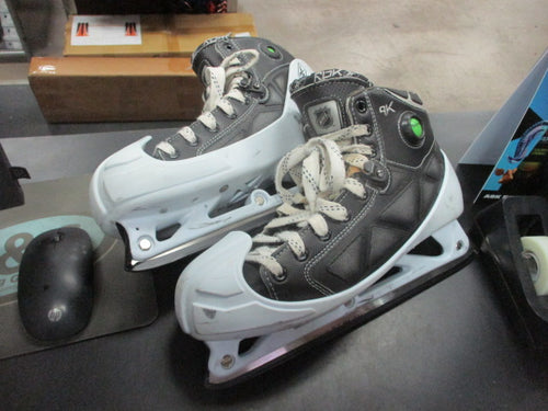 Used Reebok RBK 9K Hockey Goalie Skates Size 9