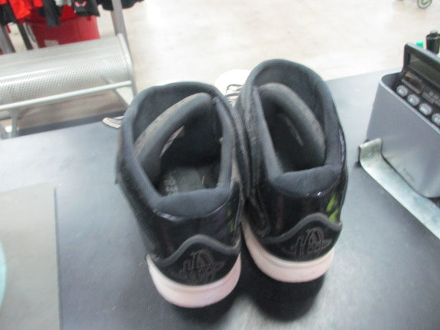 Load image into Gallery viewer, Used Nike Hurarche Metal Baseball Cleats Size 15
