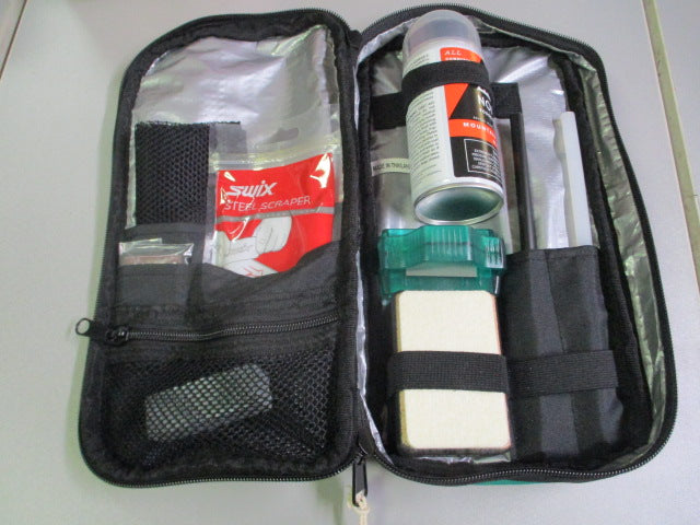 Load image into Gallery viewer, New Swix The Factory Team Tune &amp; Wax Kit
