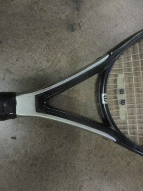 Load image into Gallery viewer, Used Wilson Triad 3.0 27.5&quot; Tennis Racquet
