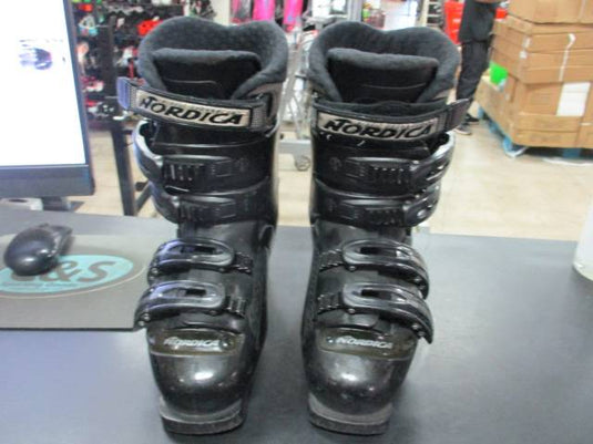 Used Nordica Next Ski Boots Size 24-24.5 / 6-6.5