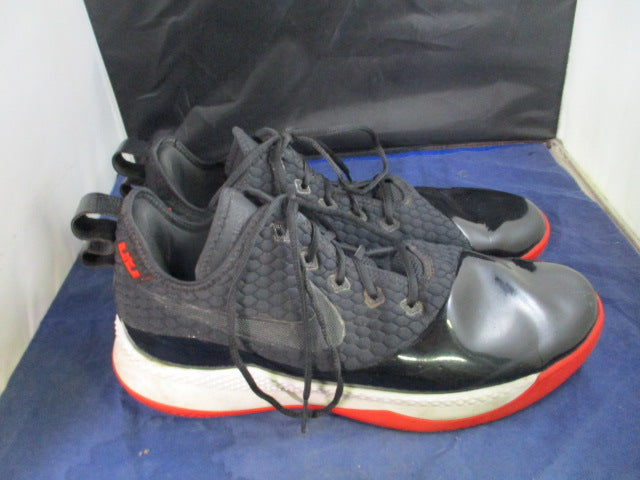 Load image into Gallery viewer, Used Nike Lebron Witness 3 PRM Basketball Shoes Adult Size 14
