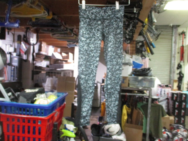 Load image into Gallery viewer, Used Old Navy Active Girls Atheltic Leggings Size Youth Medium (8)
