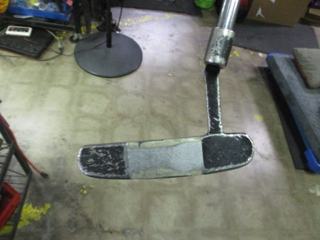 Load image into Gallery viewer, Used Never Compromise Zi Beta 35.5&quot; Putter
