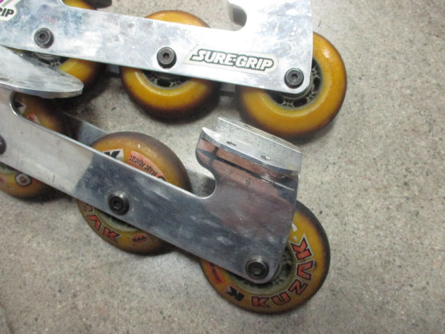Load image into Gallery viewer, Used H-305 Sure Grip Inline Hockey Skate Chassis / Wheel Set
