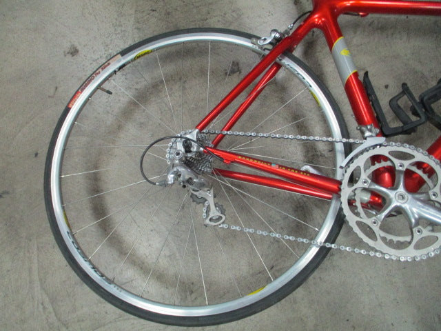 Load image into Gallery viewer, Used Trek 5200 Carbon 18-Speed Road Bike
