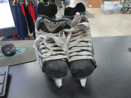 Used CCM Vector 6.5 Junior Hockey Skates Size 13Y