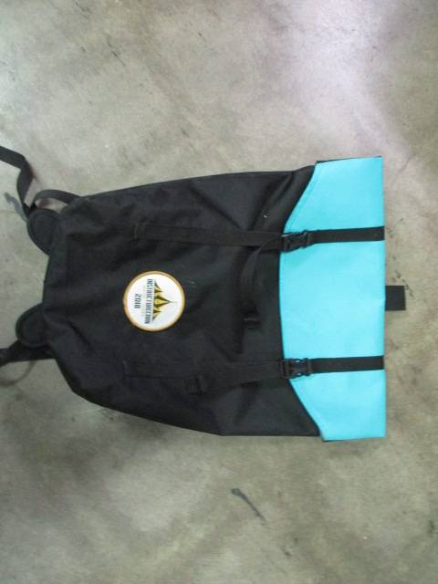 Load image into Gallery viewer, Used Blue / Black Instructurecarn Backpack
