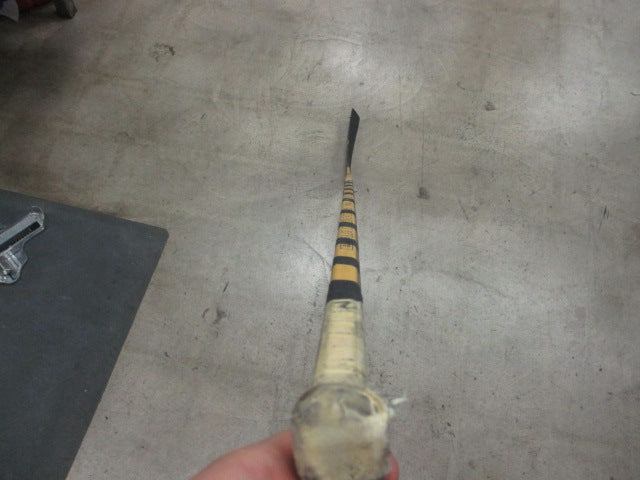 Load image into Gallery viewer, Used Branches 7900 SIGNED Hockey Stick
