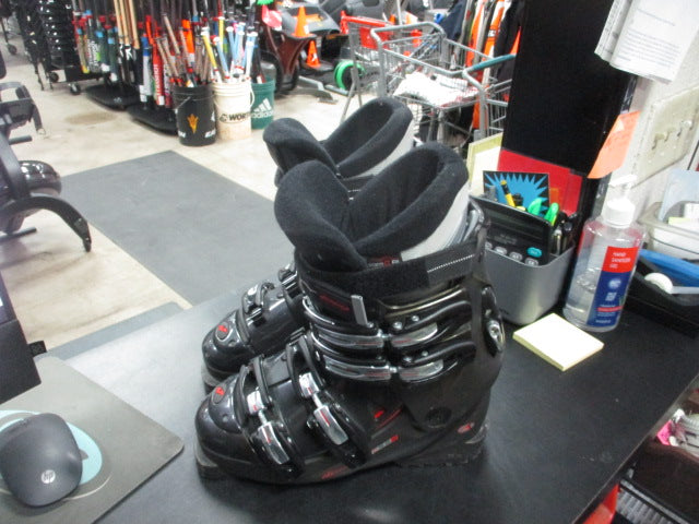Load image into Gallery viewer, Used Nordica F5.2 Womens Ski Boots Size 24.5
