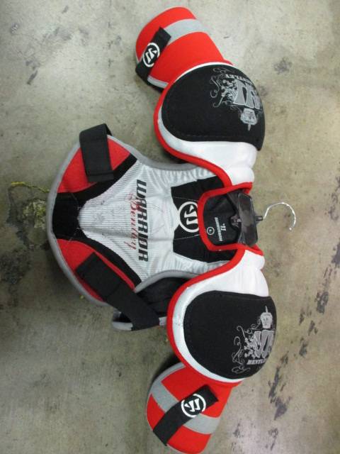 Load image into Gallery viewer, Used Warrior Bentley Youth Hockey Shoulder Pads Size Large
