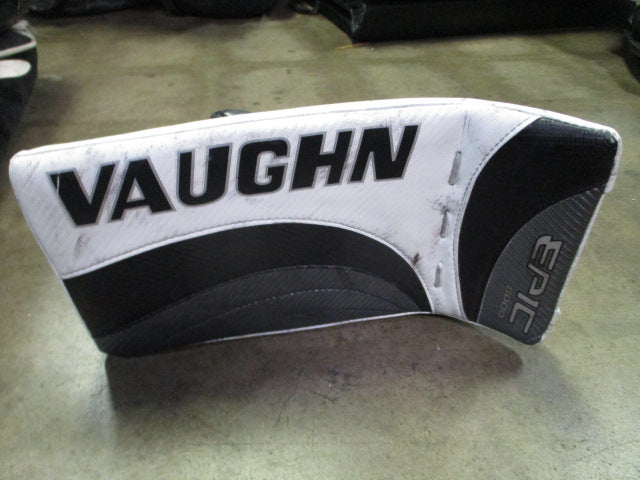 Load image into Gallery viewer, Used Vaughn Epic 8000 Thermal Gel-Tec Form Goalie Blocker Glove
