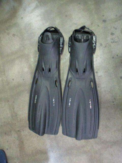 Load image into Gallery viewer, Used Oceanic Viper 25&quot; Fins Size XL
