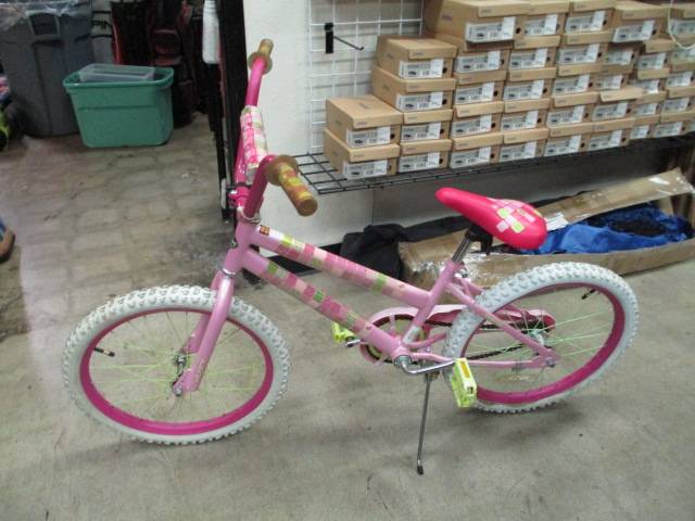 Load image into Gallery viewer, Used Huffy Seastar 20&quot; Bicycle
