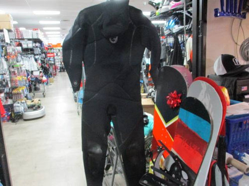 Used Oniel Cold Water 2 Piece Dive Suit Size 10 Wetsuit